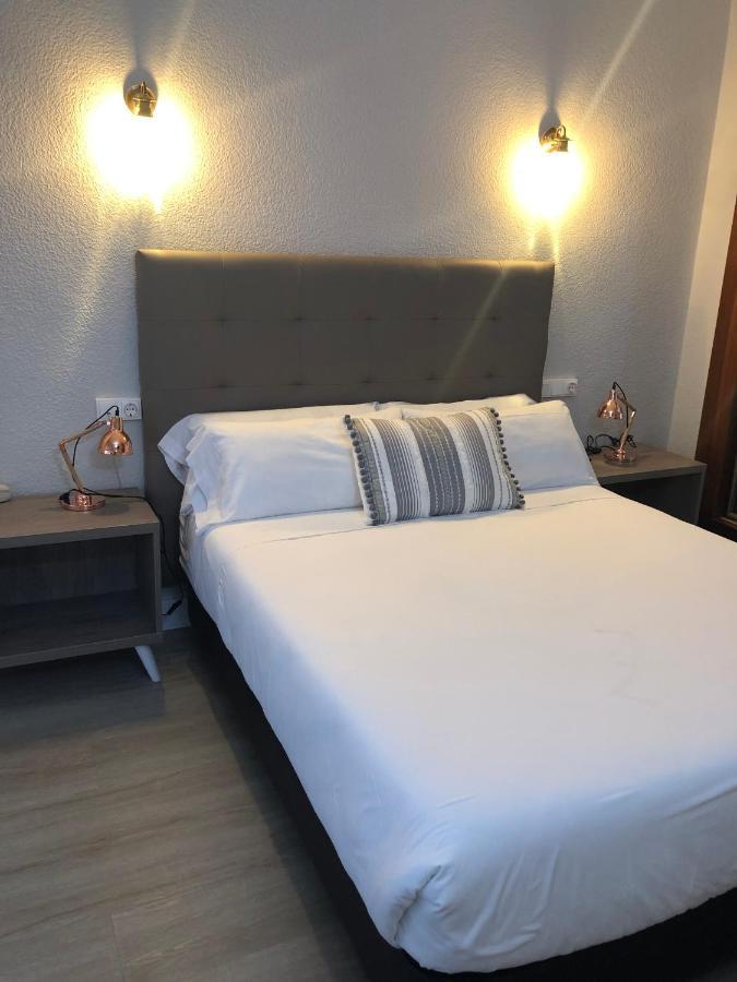 Hotel Marques De Santillana Torrelavega Exterior photo